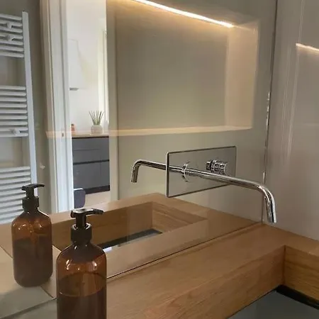 아파트 Kurt's Kitchen, Stylish With Terrace